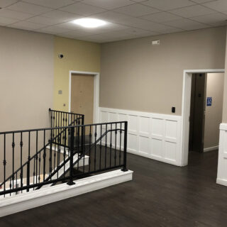 Apartment floor landing